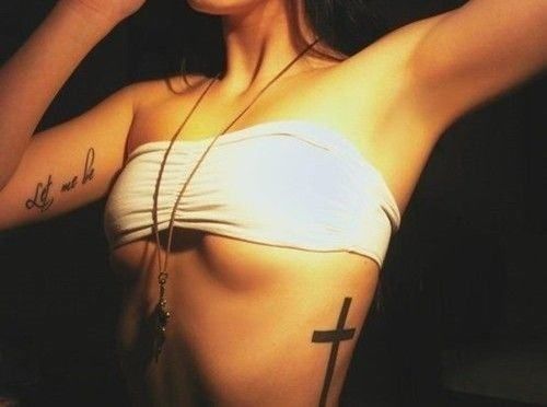 cross-tattoos-34.jpg