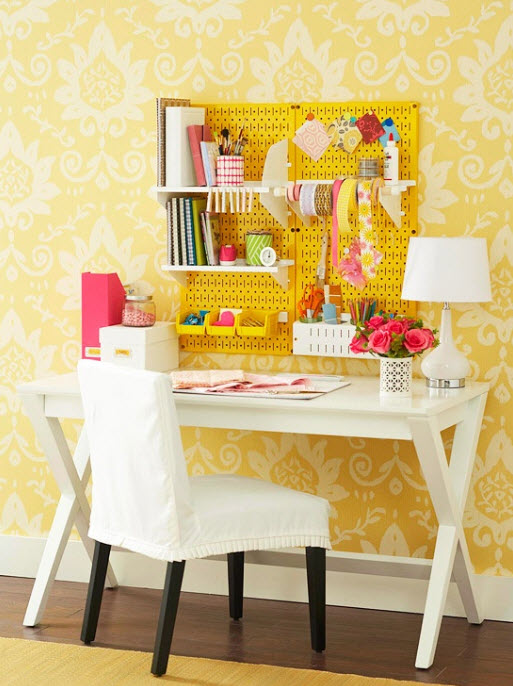 Colorful-home-office-in-yellow-and-white-color.jpg