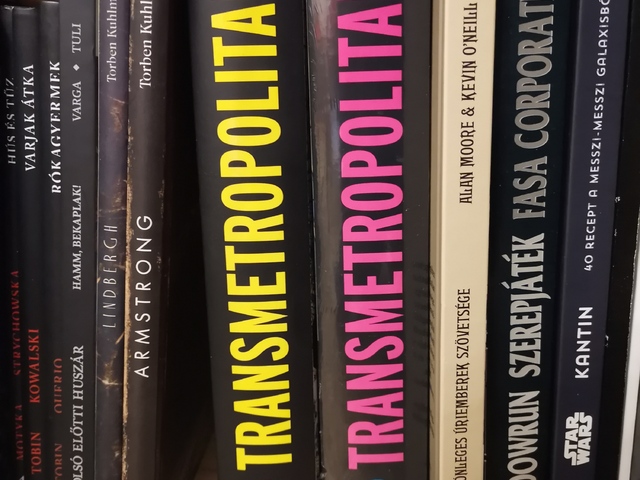 Kalandozások Spider Jeruzsálemmel Transmetropolitan városában
