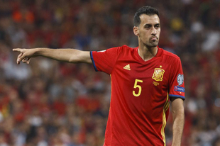 Sergio Busquets, a trófeák halmozója!