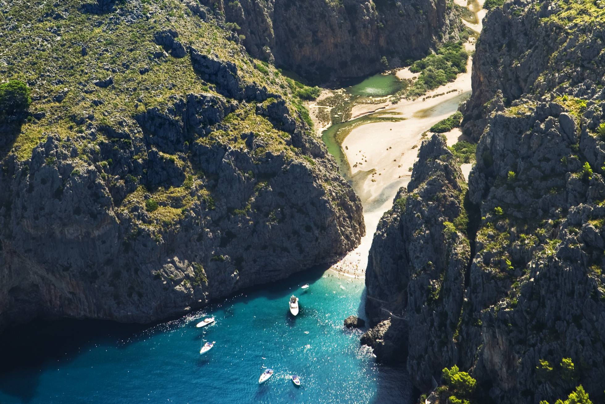 cala_torrent_de_pareis_mallorca.jpg