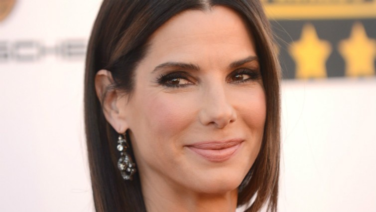 o-sandra-bullock-facebook1755-755x425.jpg