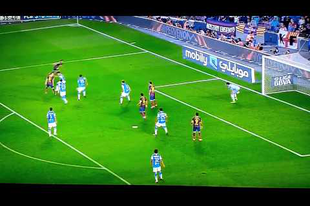 Messi rontotta el a gyönyörű támadást