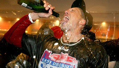 hunter-pence-champagne-drunk-athlete-400x230.jpg