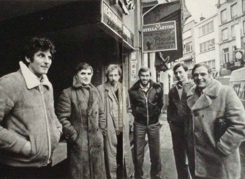1982_antwerpen_bekeffy_jeno_with_the_hungarian_players_playing_in_belgium.jpg