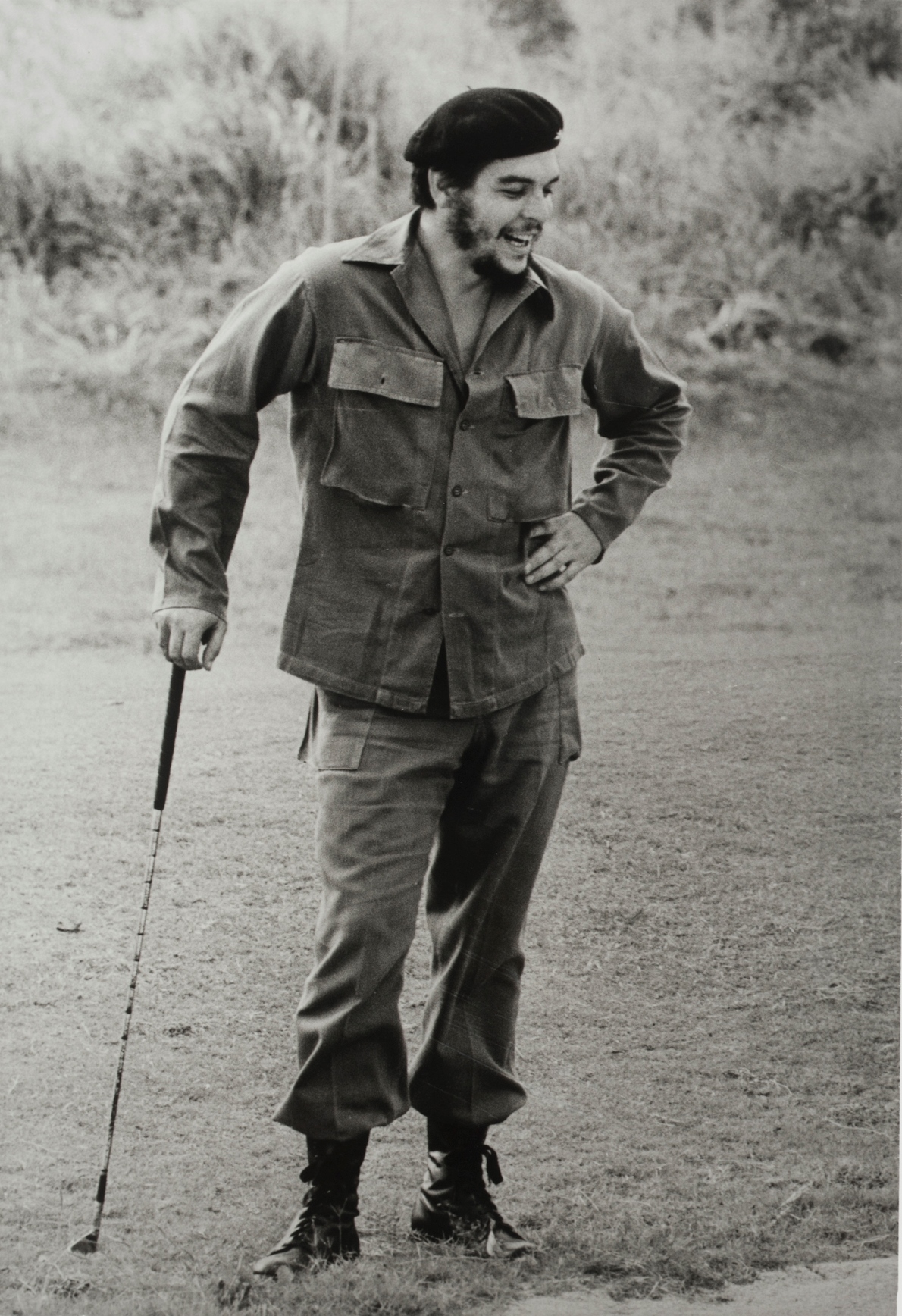 che_guevara_playing_golf_1959.jpg