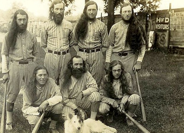house_of_david_baseball_team_1915.jpg