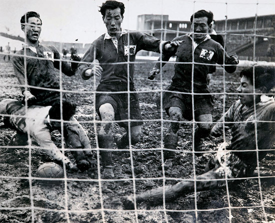 south_korea_vs_japan_in_a_qualification_match_for_the_world_cup_1954.jpg
