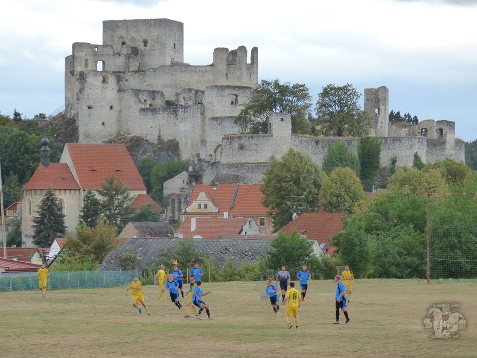 sunday_castle_in_rabi_chech_republik.jpg