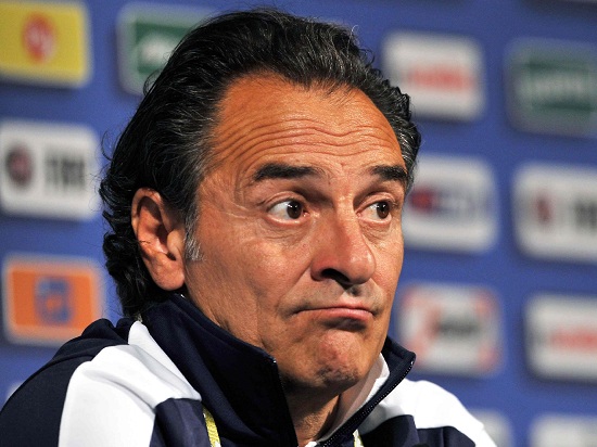 prandelli_kerdojel.jpg