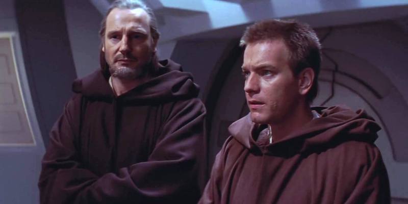 qui-gon-jinn-and-obi-wan-kenobi-in-the-phantom-menace.jpg