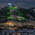 A világ legnagyobb karácsonyfája Gubbioban - Cantuccini ajándékba Advent 2. vasárnapján