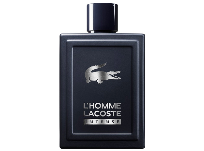 Lacoste L’Homme Intense<br />A Lacoste egy olyan illatot hozott létre, ami tökéletesen illeszkedik az esztétikájához. Ez a főzet sokkal erőteljesebb, mint a 2017-es elődje. A keserédes rebarbara, a virágos birs és zingy mandarinnal keveredik a gyömbér, a jázmin és a mandula. Együttes illatkompozíció pedig tökéletes harmóniát alkot egymással.