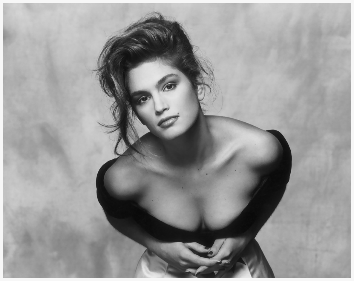 cindy-crawford-in-vogue-august-1988.png