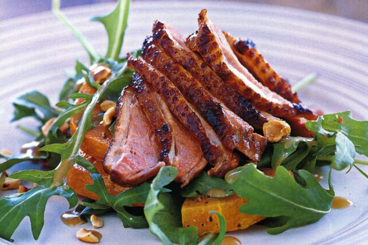 duck-and-rocket-salad-with-hazelnuts-6079-1.jpg