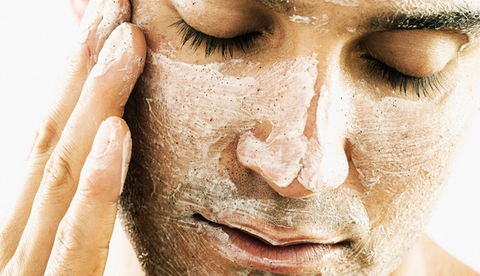 facial-scrub-superstock-695x400.jpg