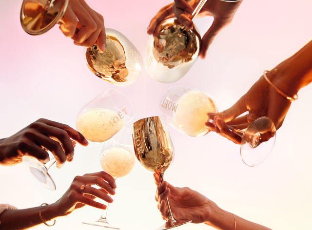 moet_chandon_grand_day_toast.png