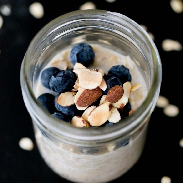 vanilla-almond-overnight-oatmeal-with-blueberries-a-quick-and-healthy-make-ahead-breakfast-that-is-dairy-free-gluten-free-sugar-free-and-low-calorie-2-768x1152.jpg