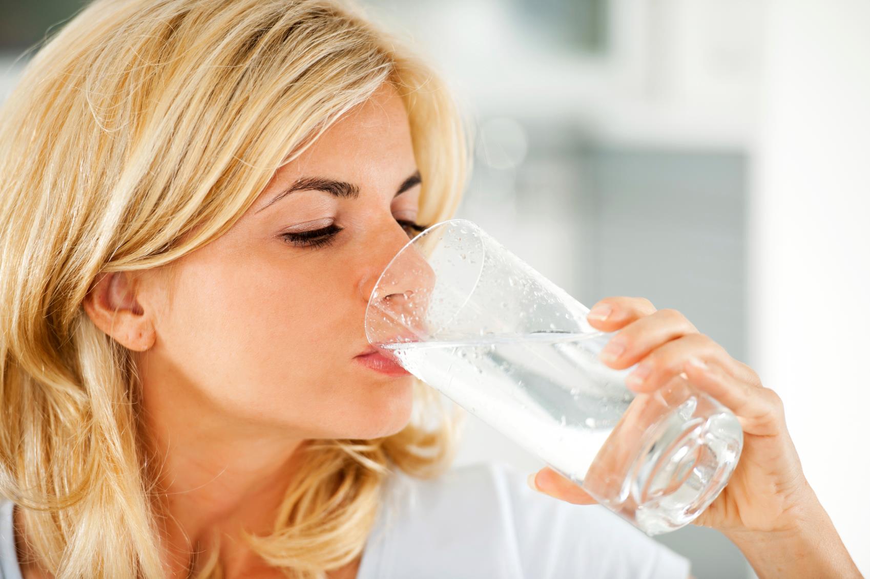 woman-drinking-water1.jpg