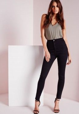 4df4025c0a2a5e49c5093f0eb5461fb0--misguided-fashion-black-denim-jeans.jpg