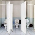 Kaphatsz-e el nemi betegséget a közös WC-ktől, zuhanyzóktól?