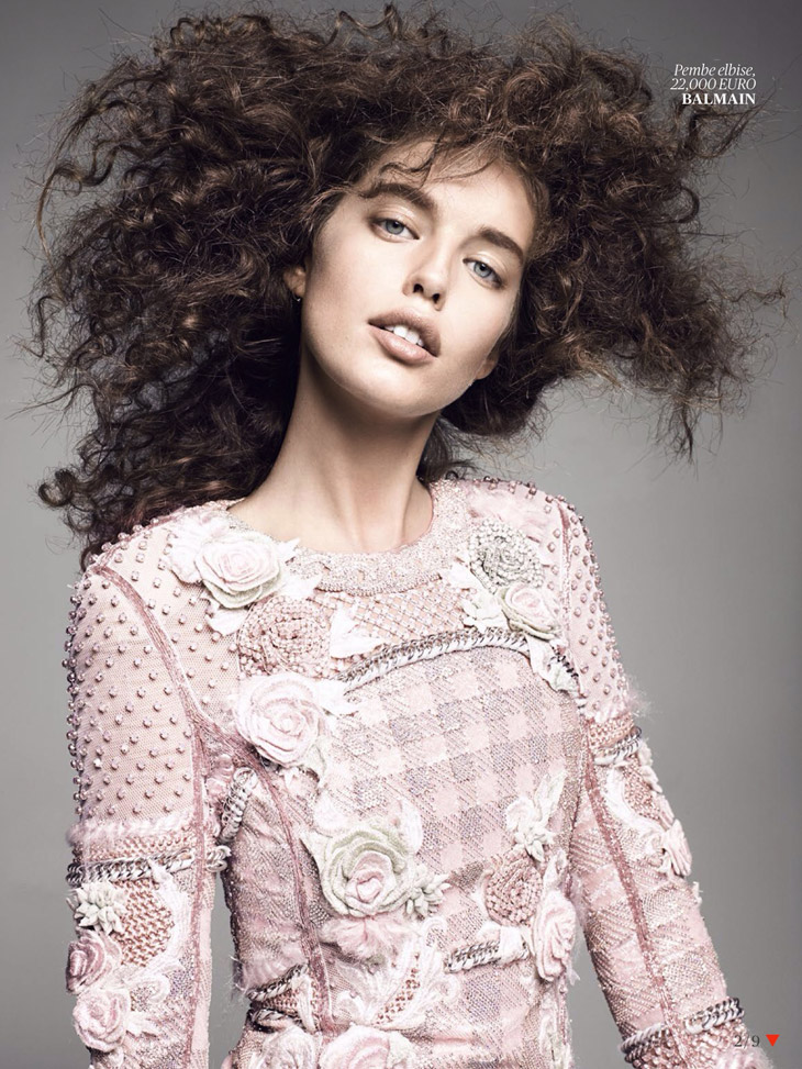 Emily-DiDonato-Vogue-Turkey-Terry-Tsiolis-02.jpg