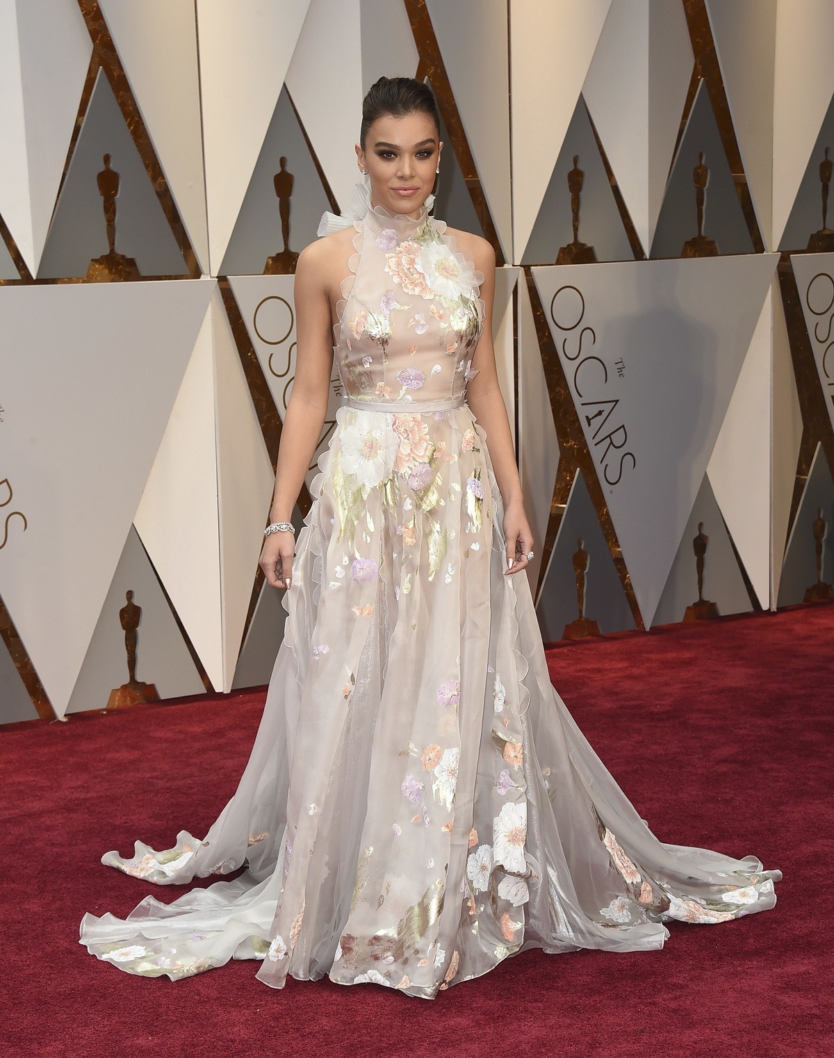 hailee-steinfeld-ralphrusso.jpg