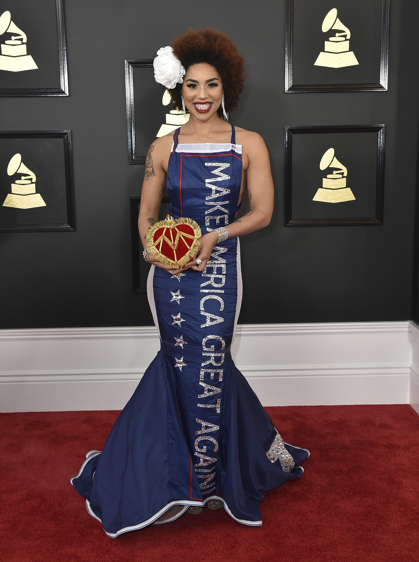 joy-villa_1.jpg