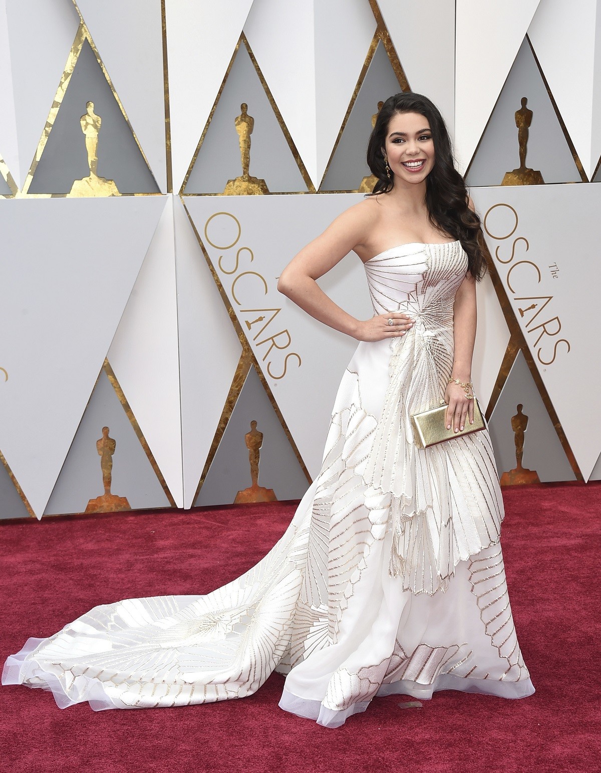 auli_i_cravalho_rubin-singer.jpg