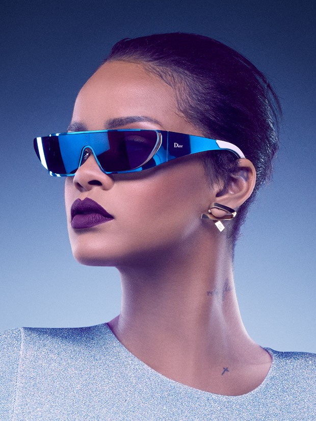 christian-dior-rihanna-00.jpg