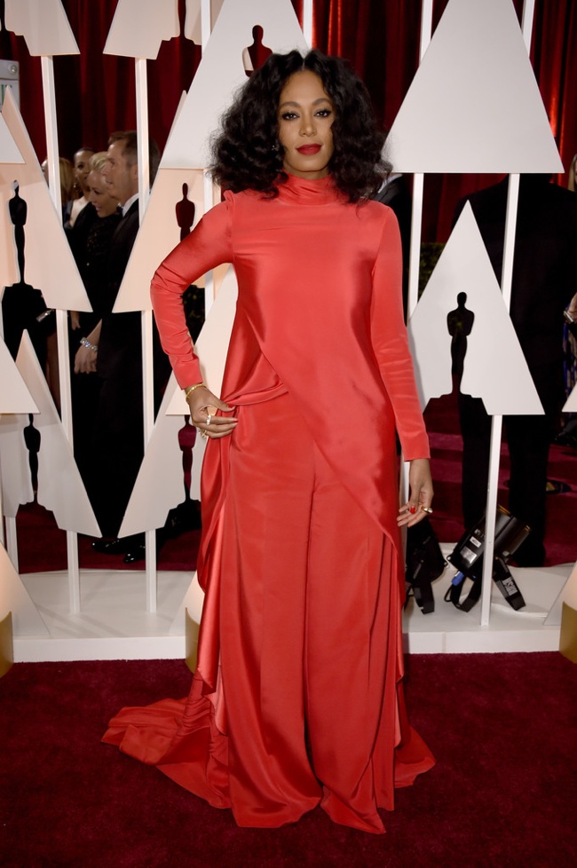 solange-knowles-christian-siriano-red-dress-oscars.jpg