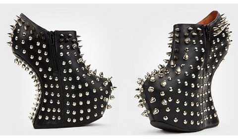spike-shoes-is-extreme.jpg