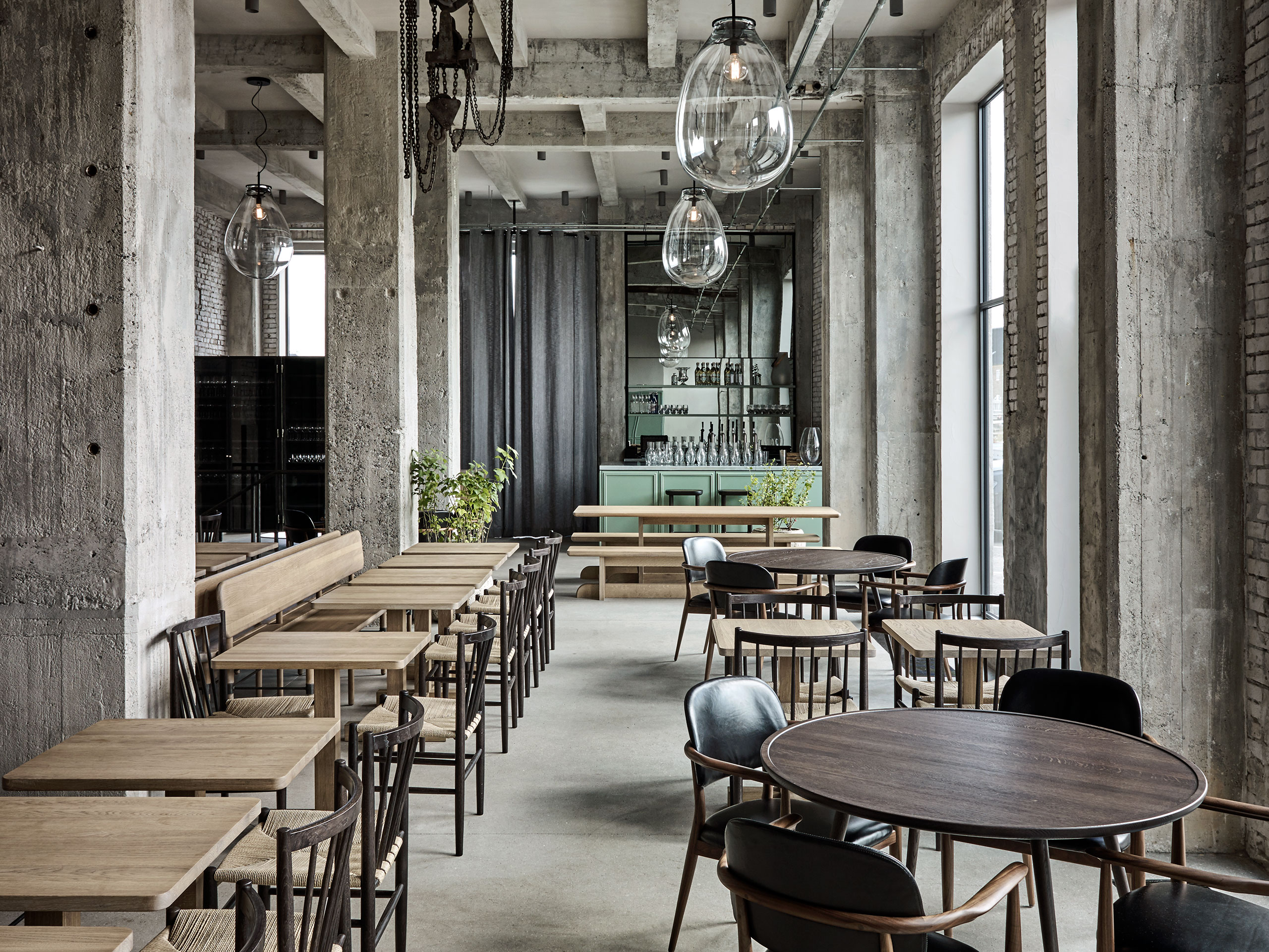 find-out-why-we-love-industrial-style-restaurants-so-much-1.jpg