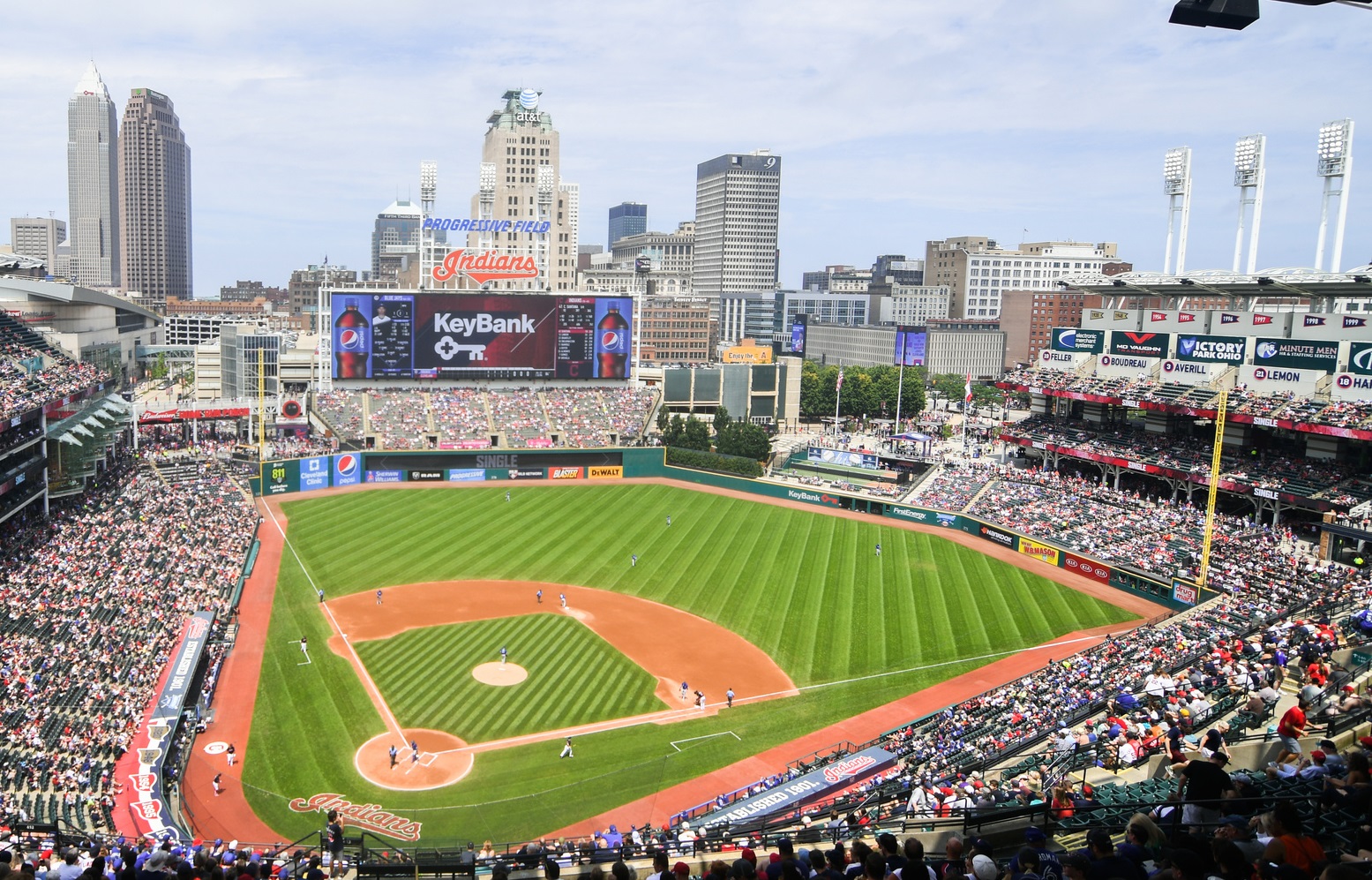 cleveland_progressive_field.jpg