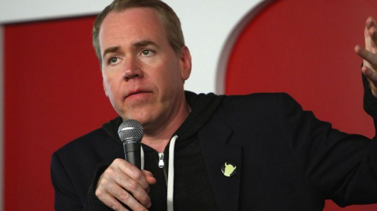 Bret-Easton-Ellis-via-Shutterstock-615x345.jpg