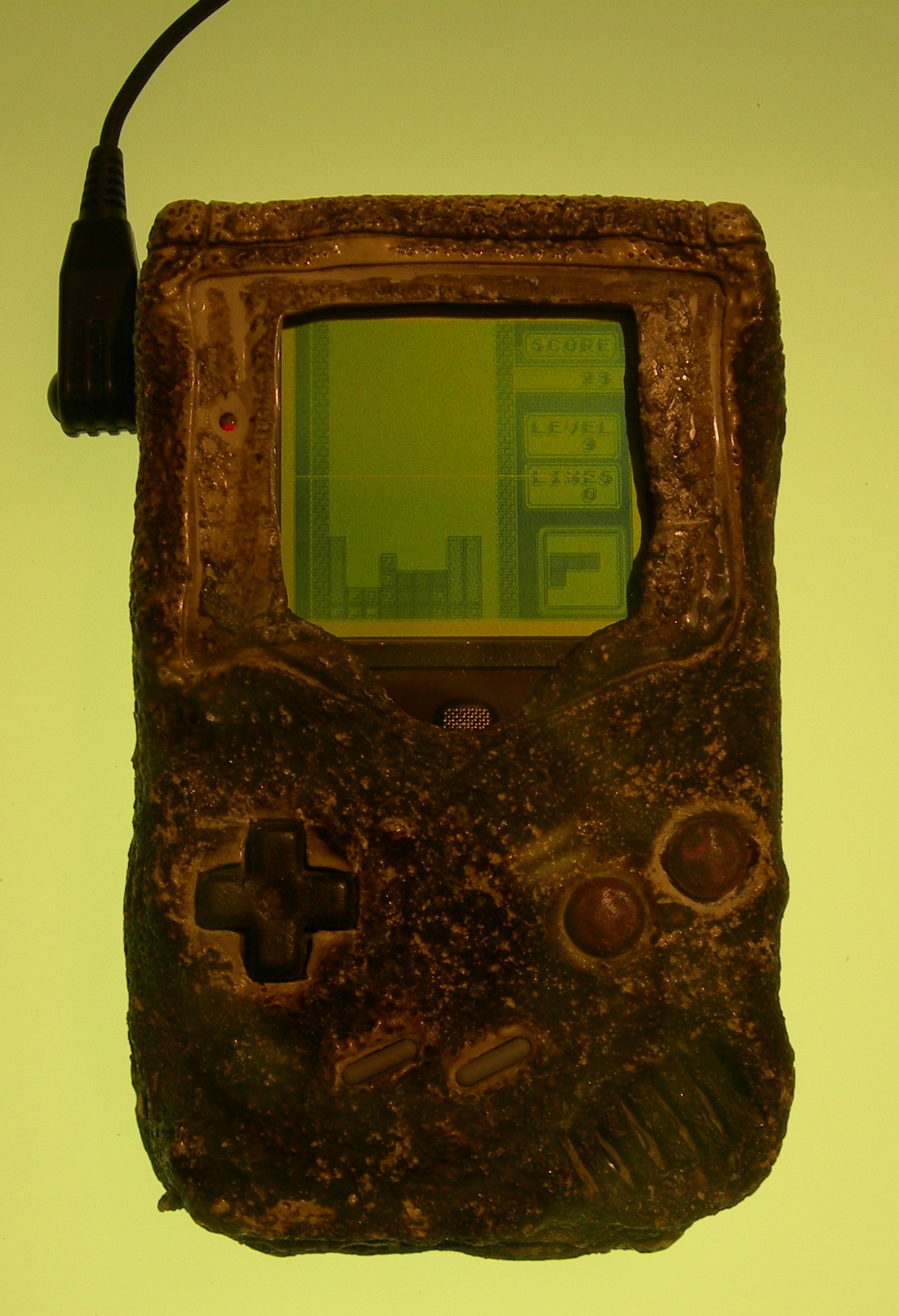 game_boy_damaged_in_the_gulf_war.jpg