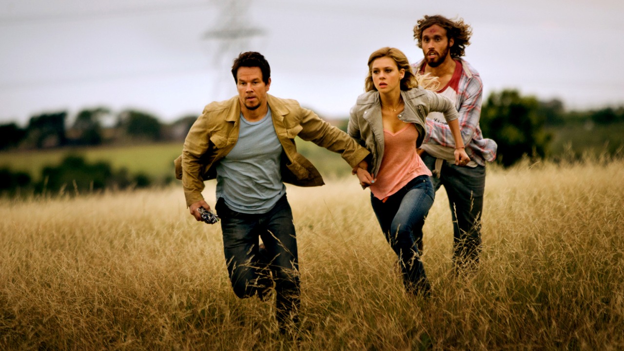 Transformers-Age-of-Extinction-Mark-Wahlberg-Nicola-Peltz-and-T.J.-Miller.jpg