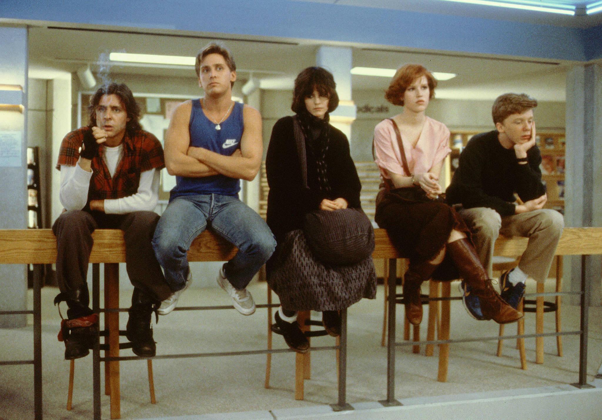 molly-ringwald_-emilio-estevez_-judd-nelson_-ally-sheedy_-and-anthony-michael-hall-in-the-breakfast-club-_1985_-large-picture.jpg