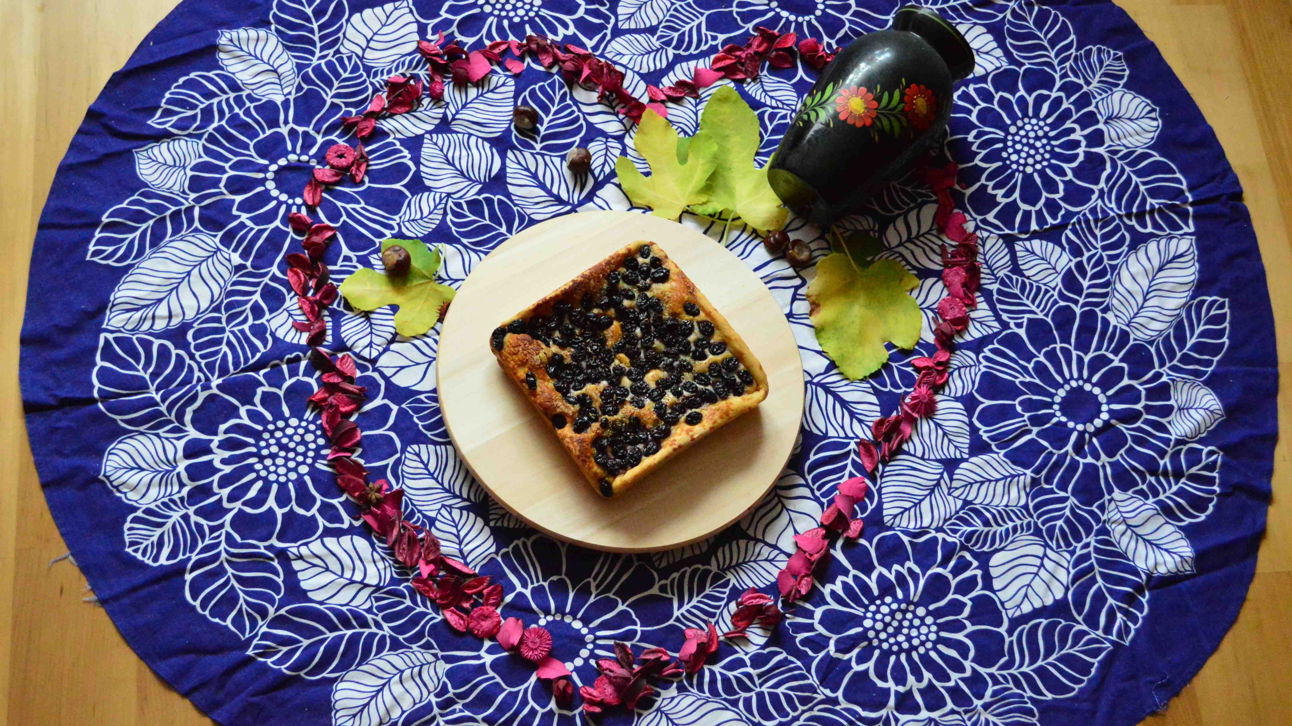 Schiacciata con l'uva (toszkán szőlős kelt lepény)