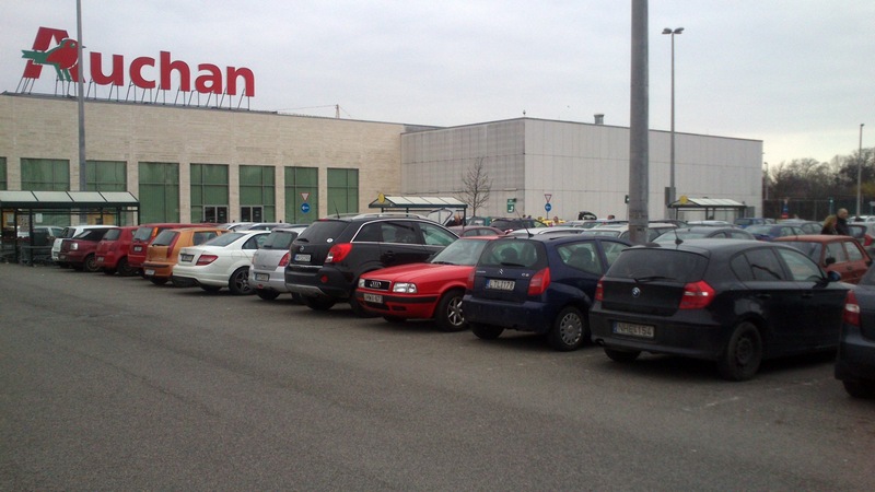 auchan_vasarnap.jpg