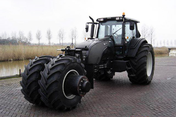 batman-tractor.jpg