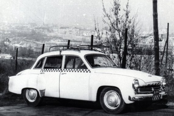 wartburgtaxi1.jpg