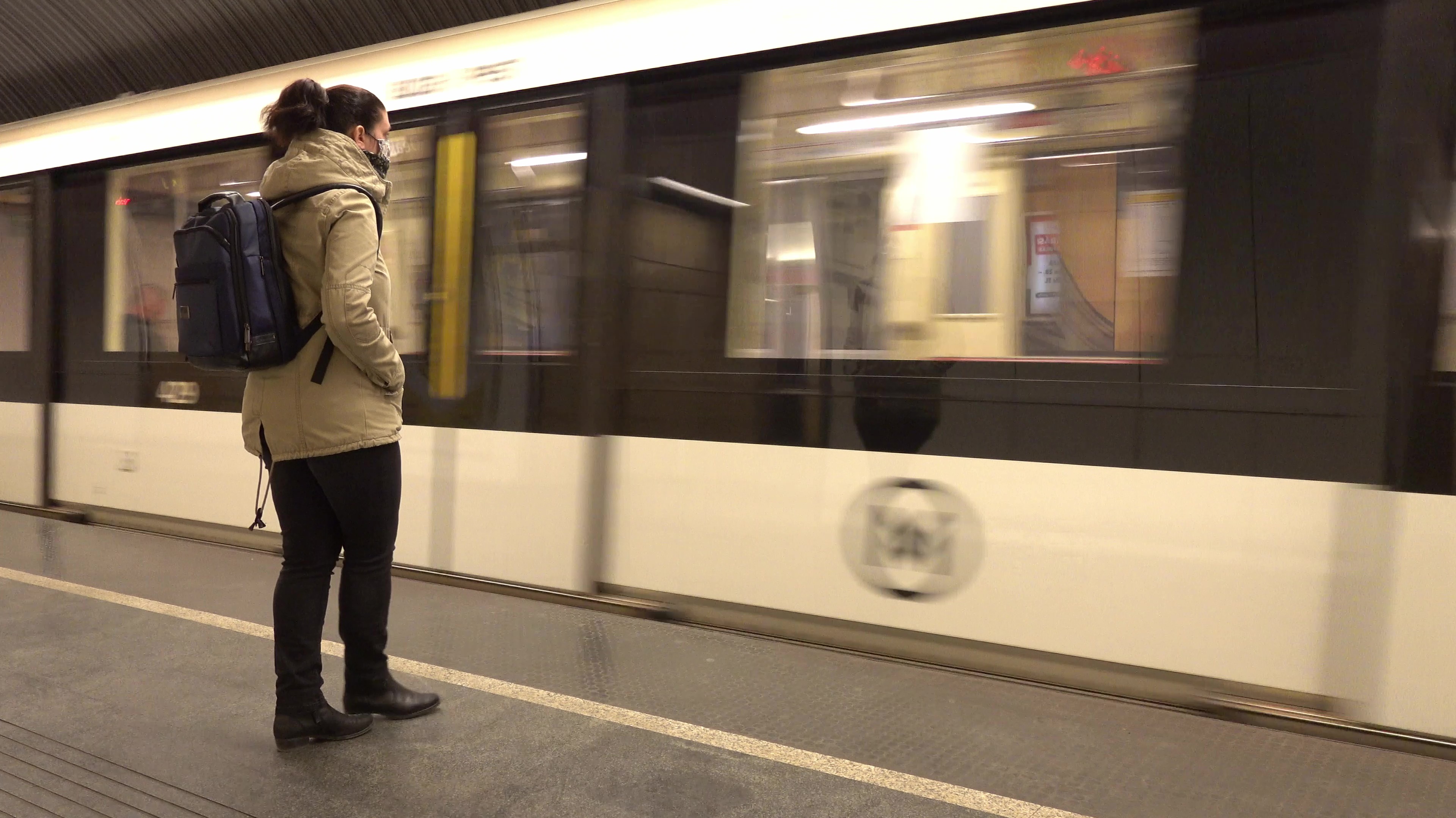 metro2-budapest3.jpg