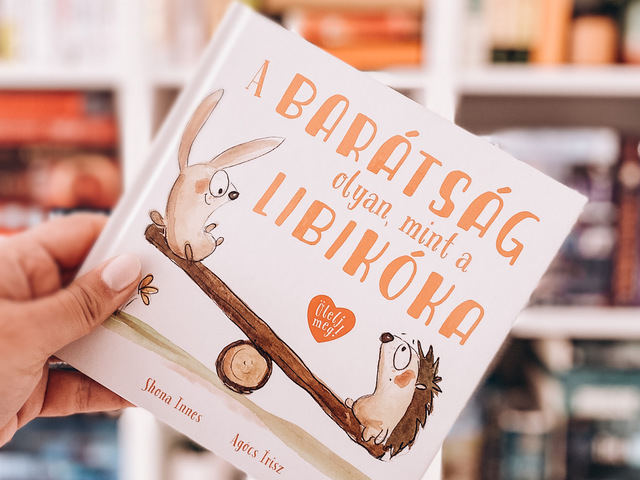 Shona Innes: A ​barátság olyan, mint a libikóka