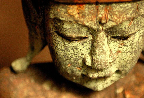 Buddha_face_old_braun.jpg