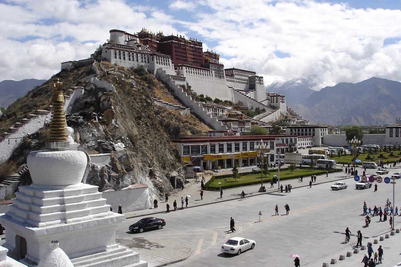 Potala.jpg