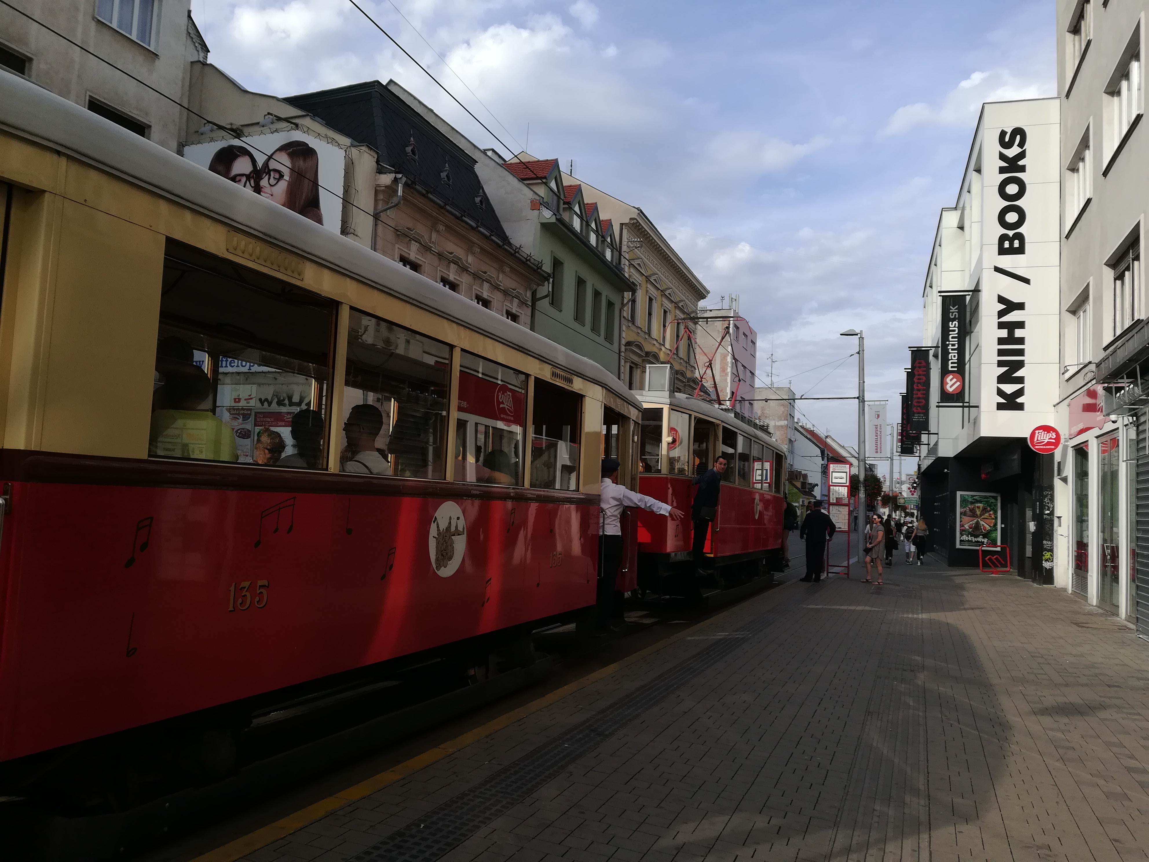 villamos.jpg