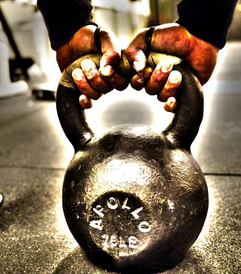 kettlebell_swing_inditas.jpg