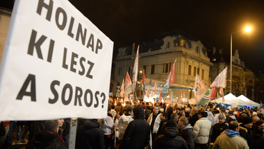 Egyszerű stratégia jön: Ami nem tetszik a Fidesznek, azt be kell tiltani