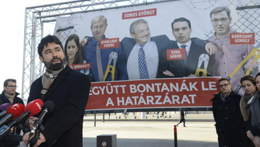 Nagy bajban lehet a Fidesz, ha egy barkácsbolt reklámjával kampányol